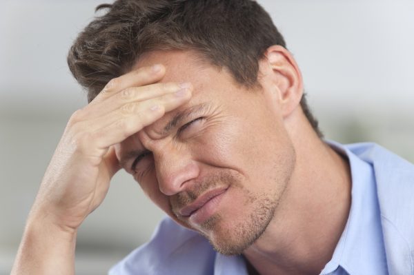 Почему у мужчины часто болит голова