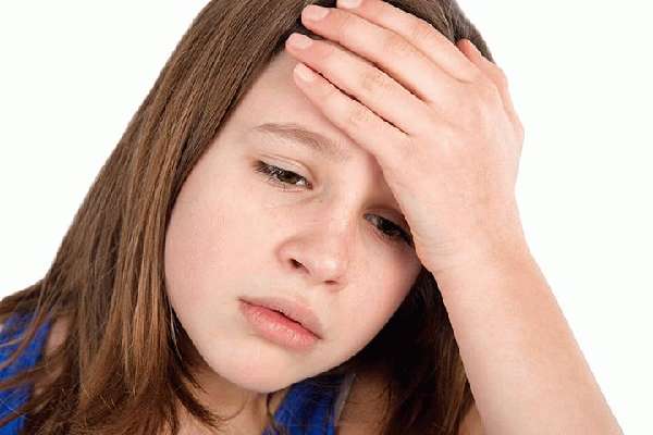 Почему у ребенка сильно болит голова и рвота thumbnail