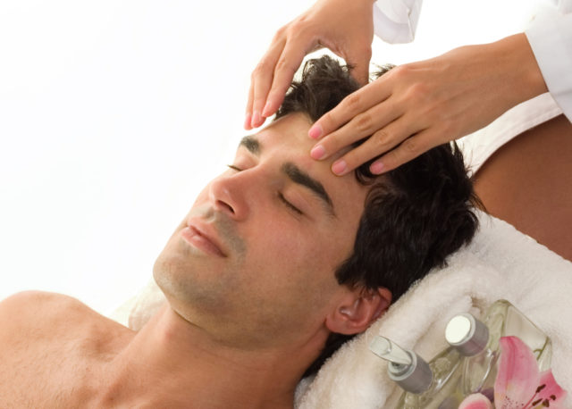 Как делать массаж головы при болях thumbnail