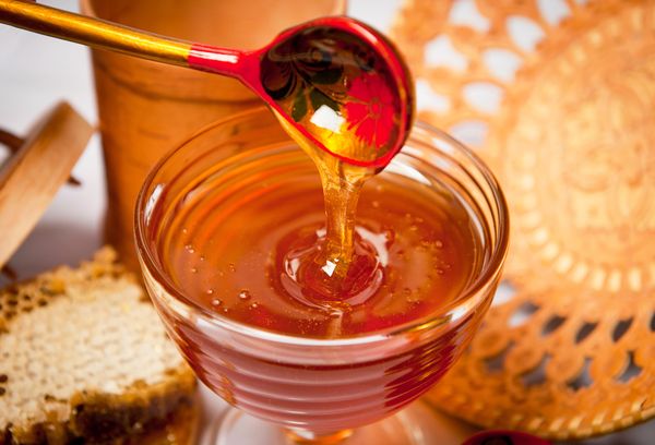 Грецкие орехи с медом повышают гемоглобин